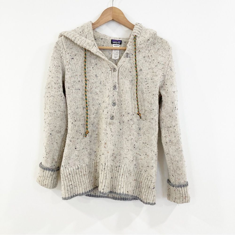 Patagonia Cream Speckled Hooded Sweater